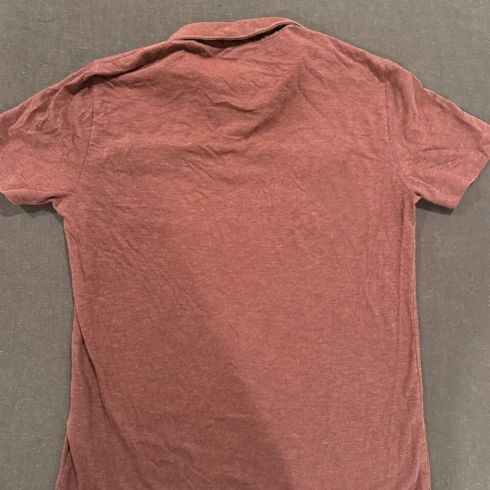 Banana republic burgundy double pocket polo